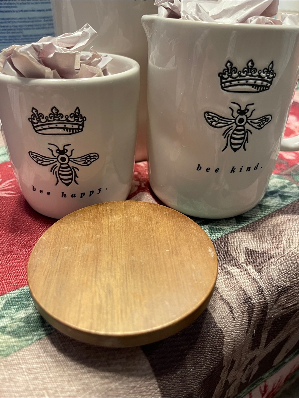 Rae Dunn Sugar & Creamer Set 'bee happy' & 'bee kind'